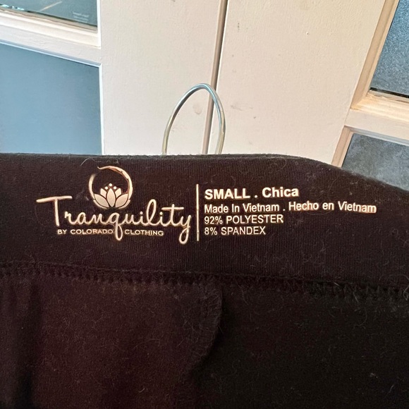 TRANQUILITY BY CC BLACK & WHITE STRETCHY SKORT 🖤🤍 - Picture 4 of 4